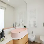 Eleganza E Design Nel Cuore Di - E Movida דירה וילסימיוס