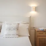 Eleganza E Design Nel Cuore Di - E Movida דירה