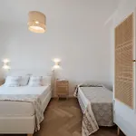 Eleganza E Design Nel Cuore Di - E Movida דירה וילסימיוס