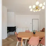 Eleganza E Design Nel Cuore Di - E Movida * וילסימיוס