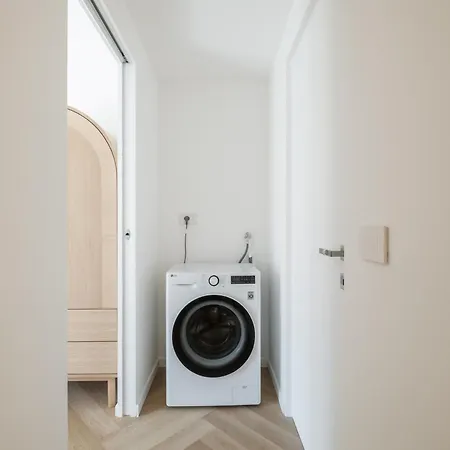 Eleganza E Design Nel Cuore Di - E Movida * וילסימיוס