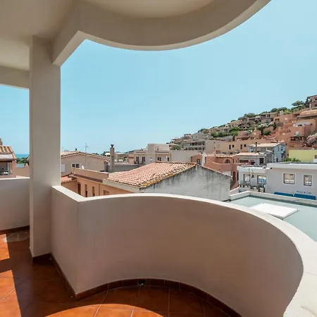 Eleganza E Design Nel Cuore Di - E Movida * Villasimius