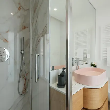 아파트 Eleganza E Design Nel Cuore Di - E Movida 빌라시미우스