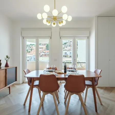 Eleganza E Design Nel Cuore Di - E Movida 빌라시미우스